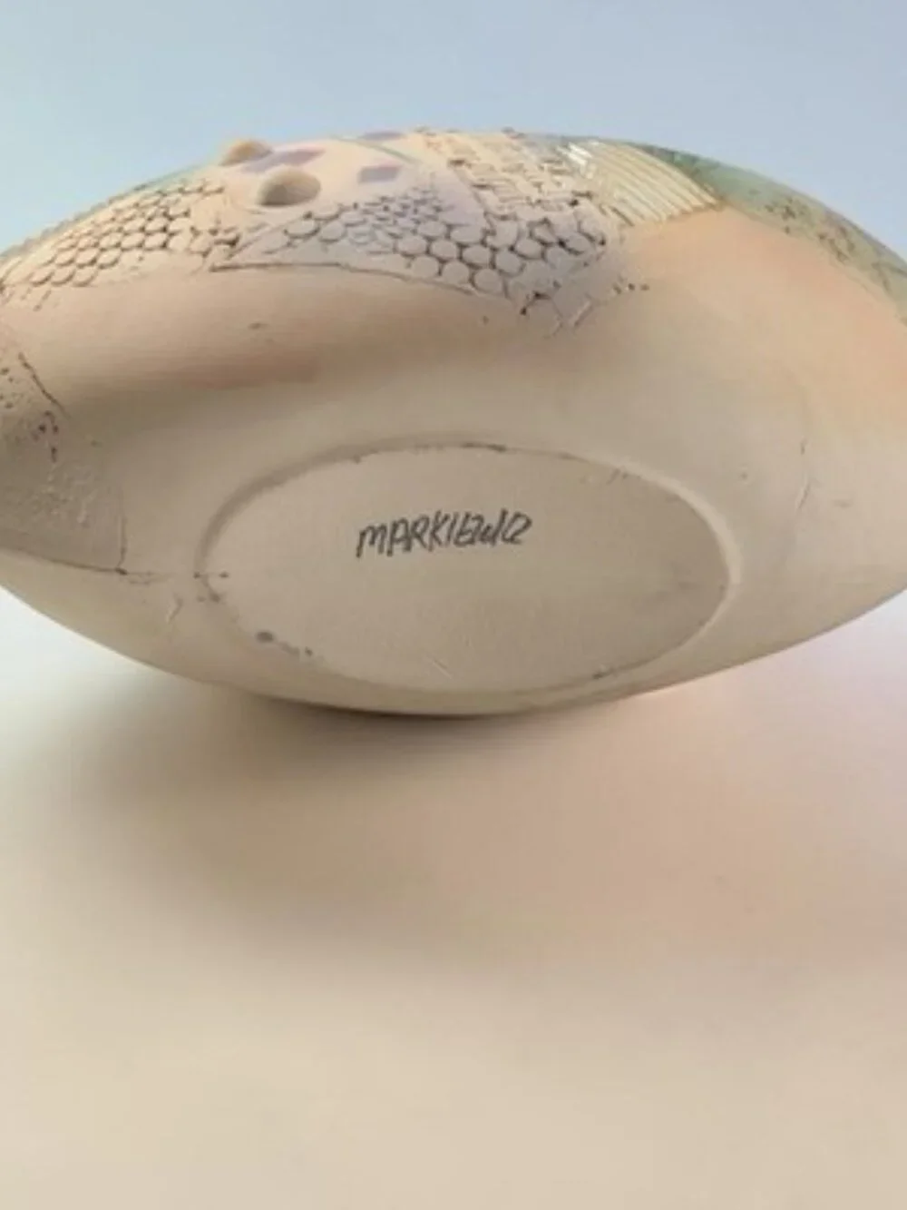LARGE GAIL MARKIEWICZ Signed One Of a Kind Patchwork Vessel Pottery 16 x 9